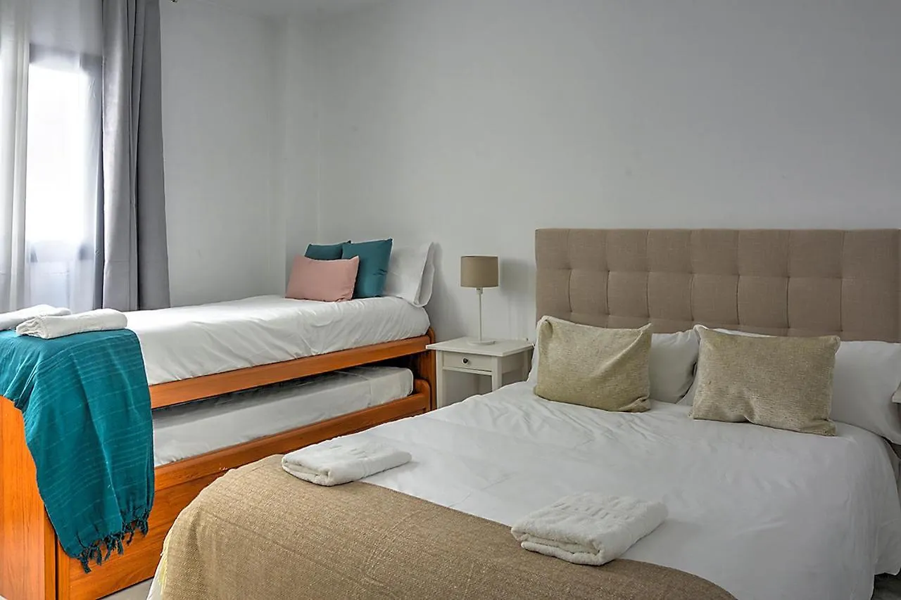 San Bernardo Family Apartment Sevilla Spanyolország