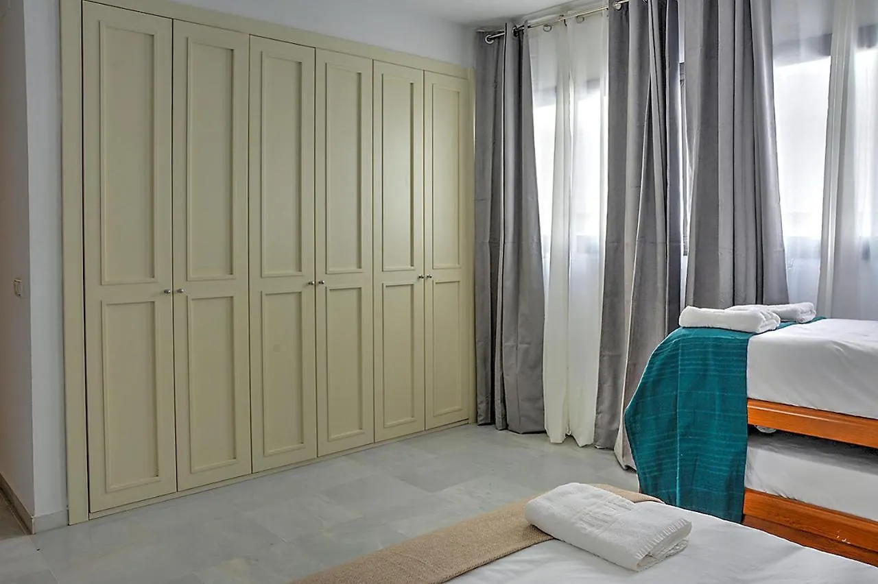 San Bernardo Family Apartment Sevilla